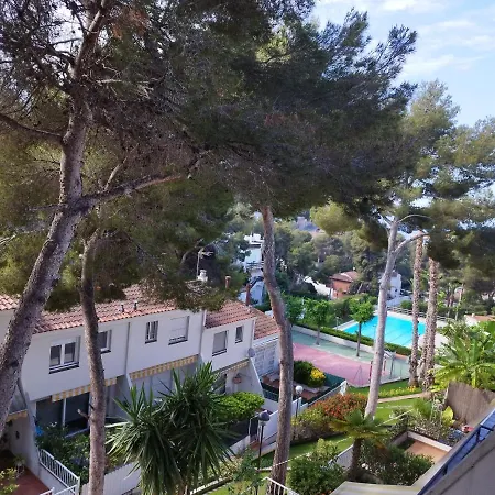 Casa De Pinos Cala La Mora *