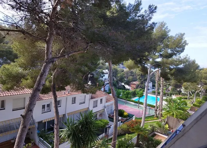 Casa De Pinos Cala La Mora *